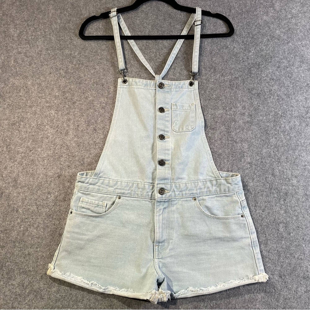 Forever 21 Shortalls Overall Shorts Women’s Sz 27 Raw Hem Light Wash 100% Cotton